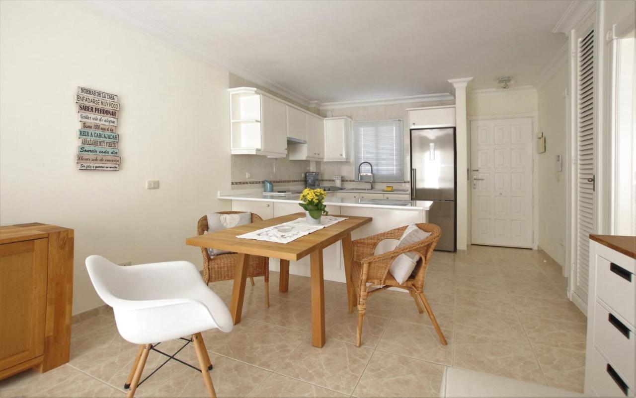 Apartamentos Vista Laurisilva プエルト・デ・ラ・クルス エクステリア 写真