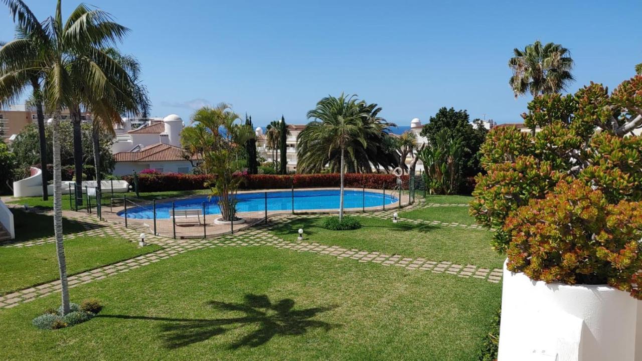 Apartamentos Vista Laurisilva プエルト・デ・ラ・クルス エクステリア 写真